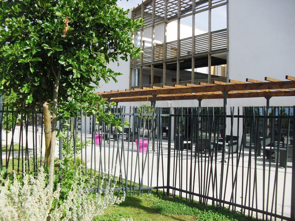 Studio A Deux Pas D'Aix Aix-en-Provence Habitación foto