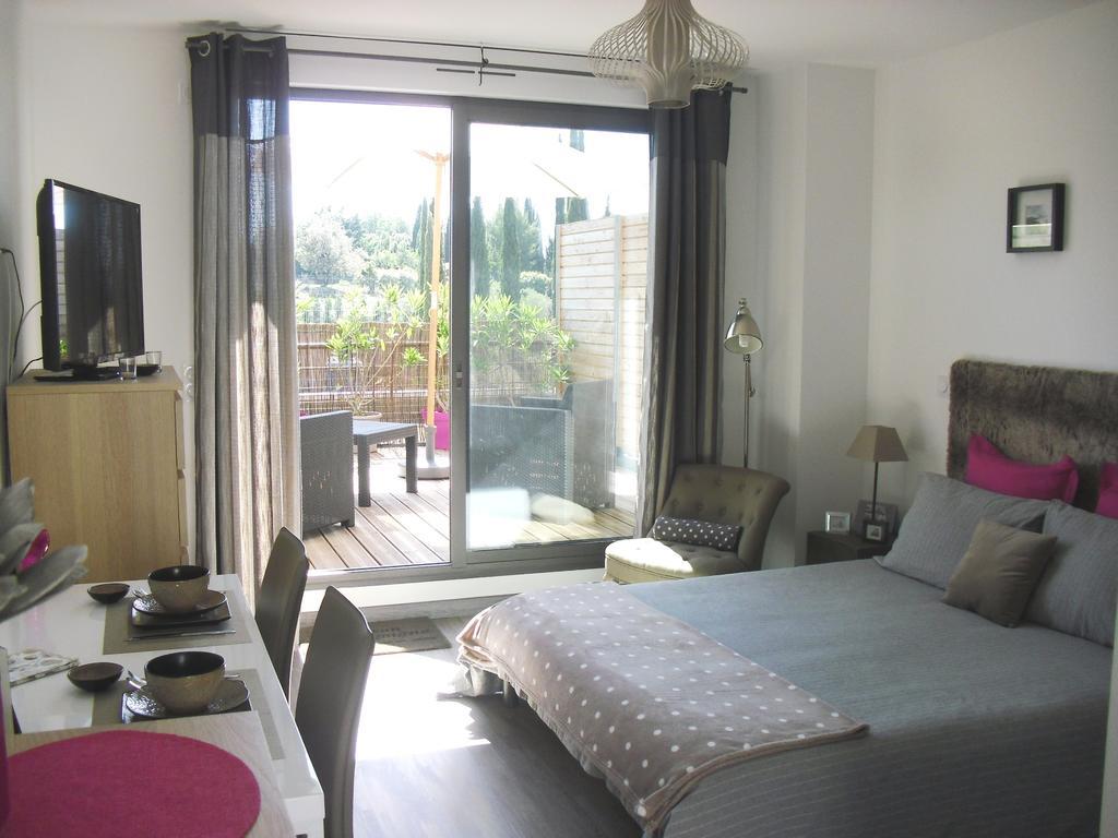 Studio A Deux Pas D'Aix Aix-en-Provence Habitación foto
