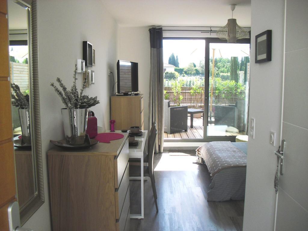 Studio A Deux Pas D'Aix Aix-en-Provence Habitación foto
