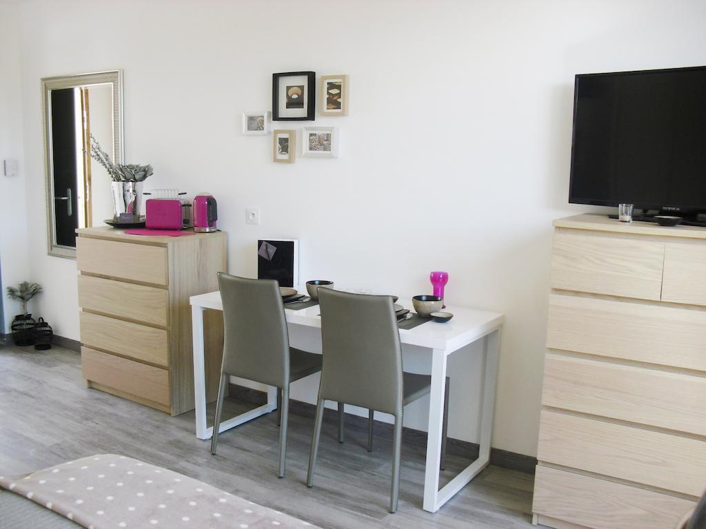 Studio A Deux Pas D'Aix Aix-en-Provence Habitación foto
