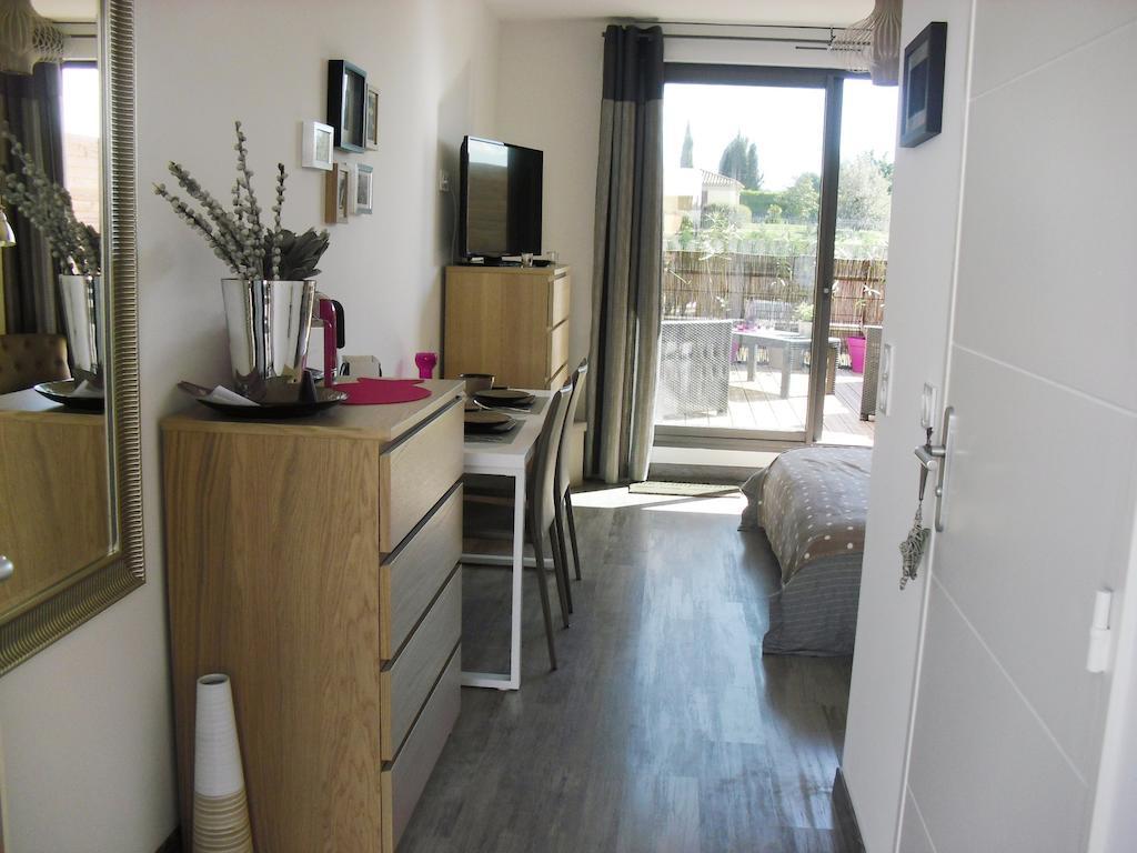 Studio A Deux Pas D'Aix Aix-en-Provence Habitación foto